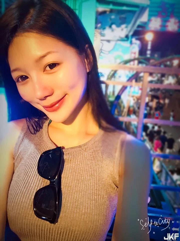 16890585.webp