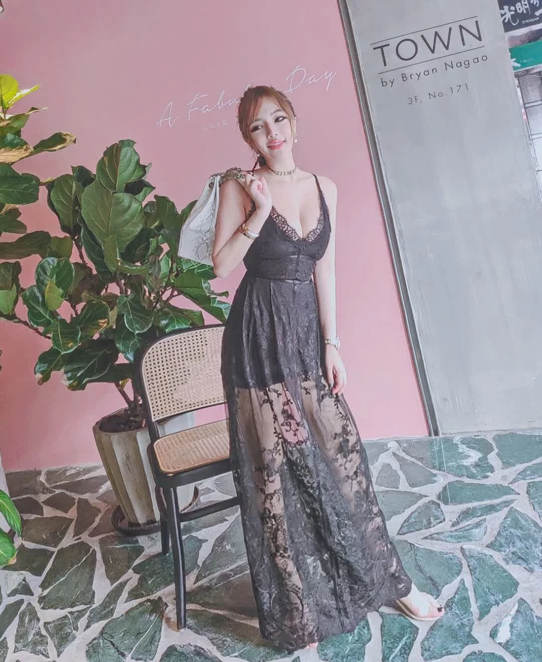 4157045.webp