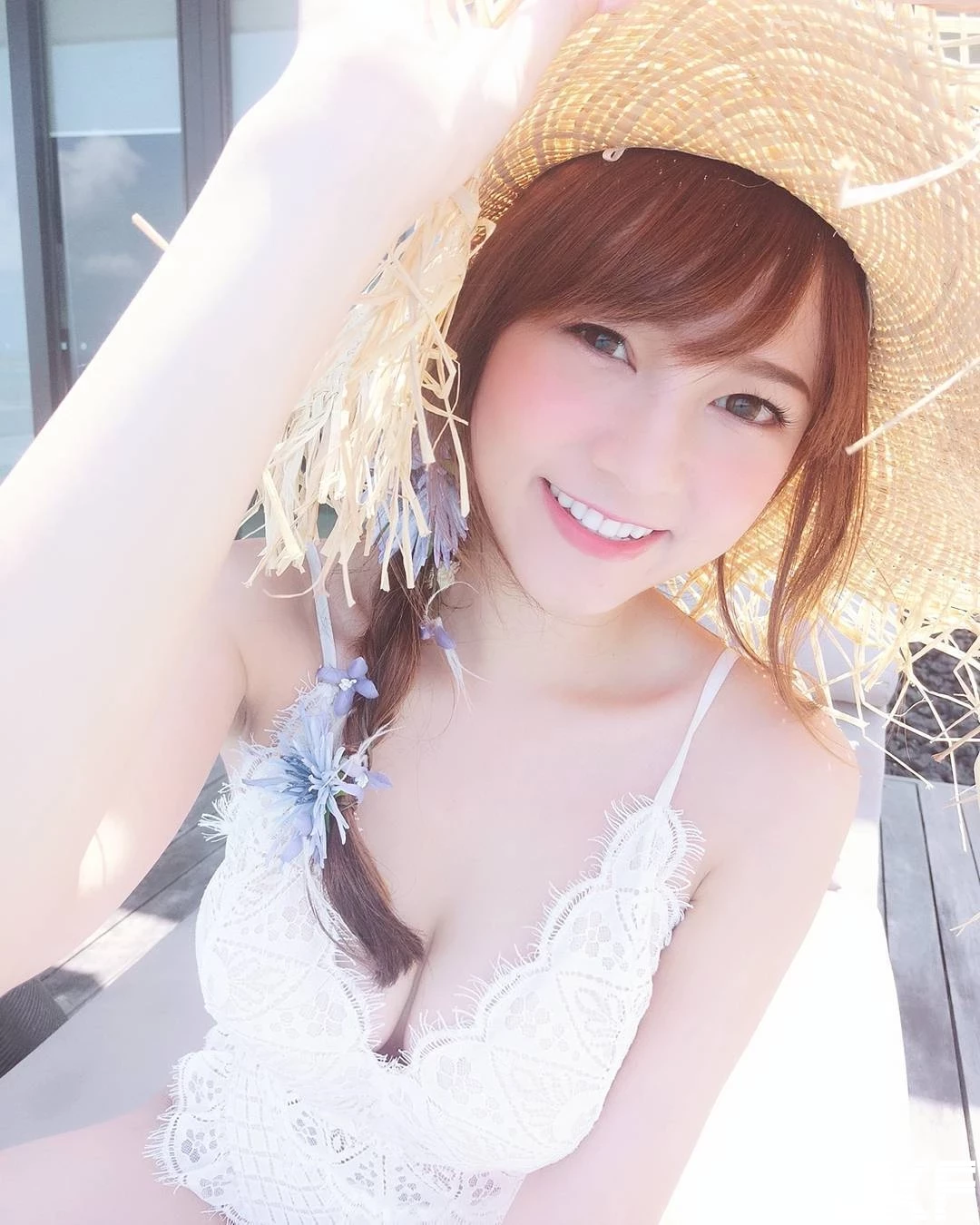 5043278.webp