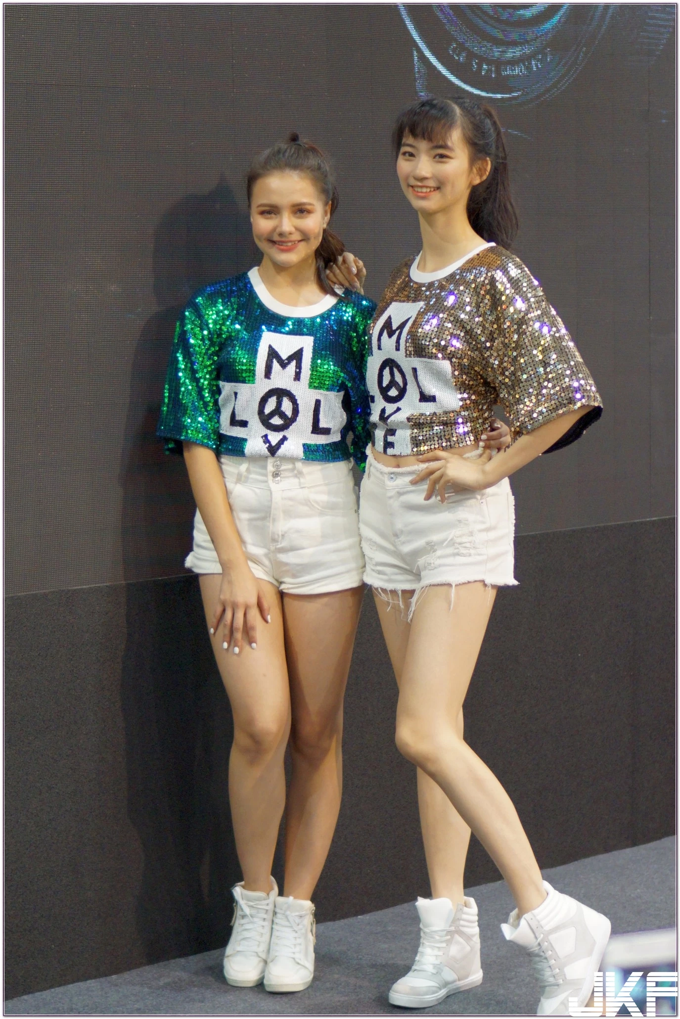 4664340.webp