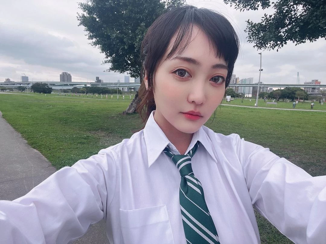 18554366.webp