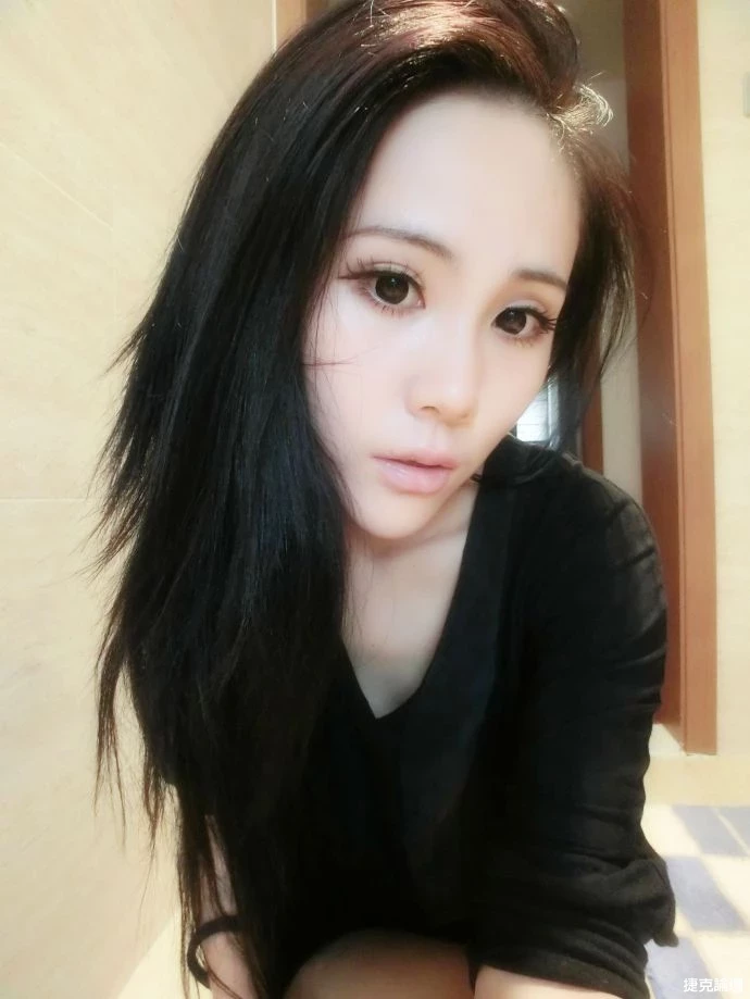 17407504.webp