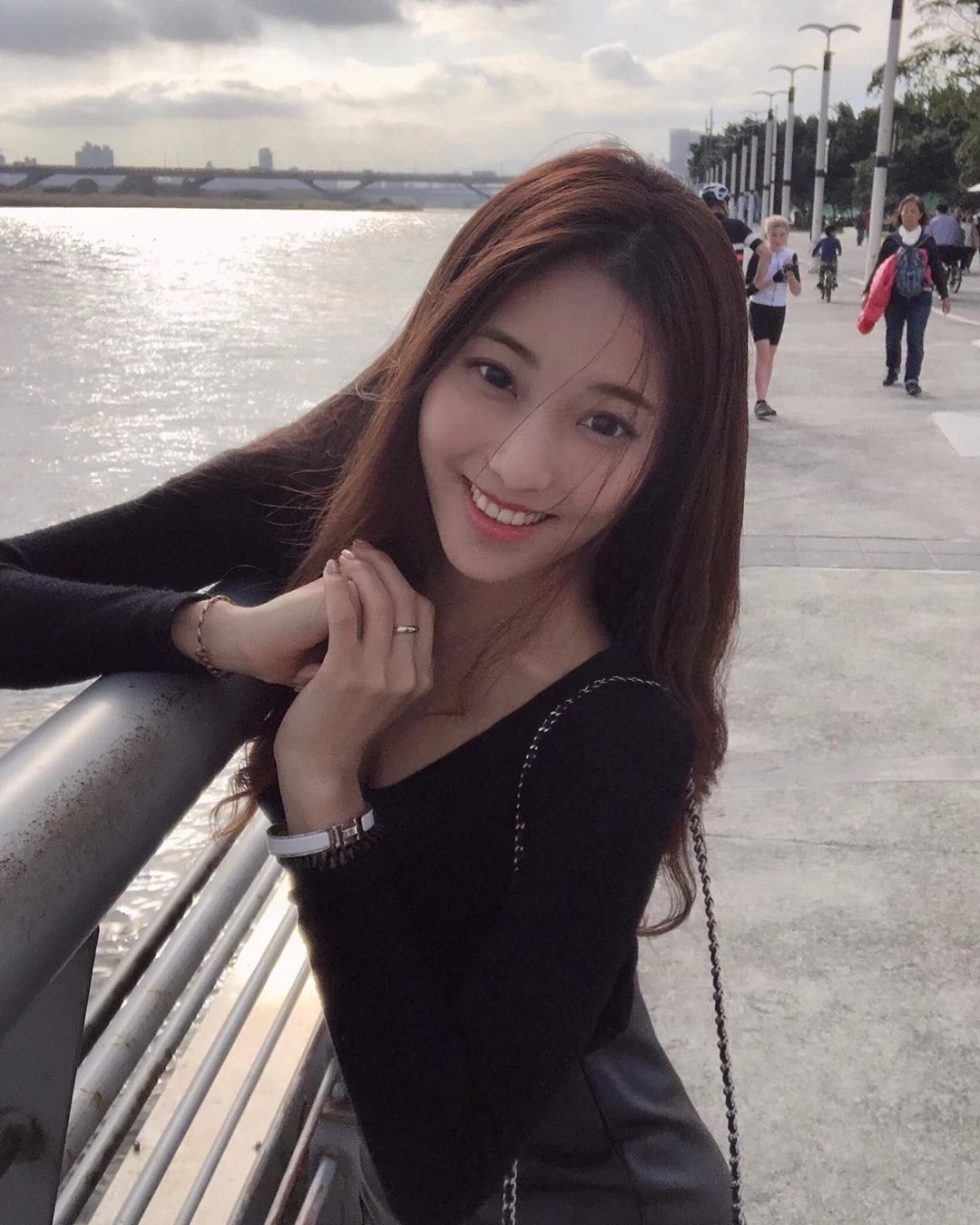 3989618.webp