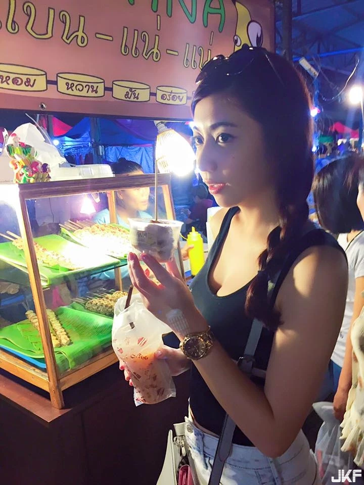 16890463.webp