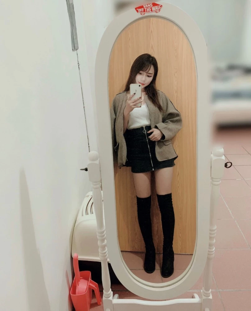4119937.webp
