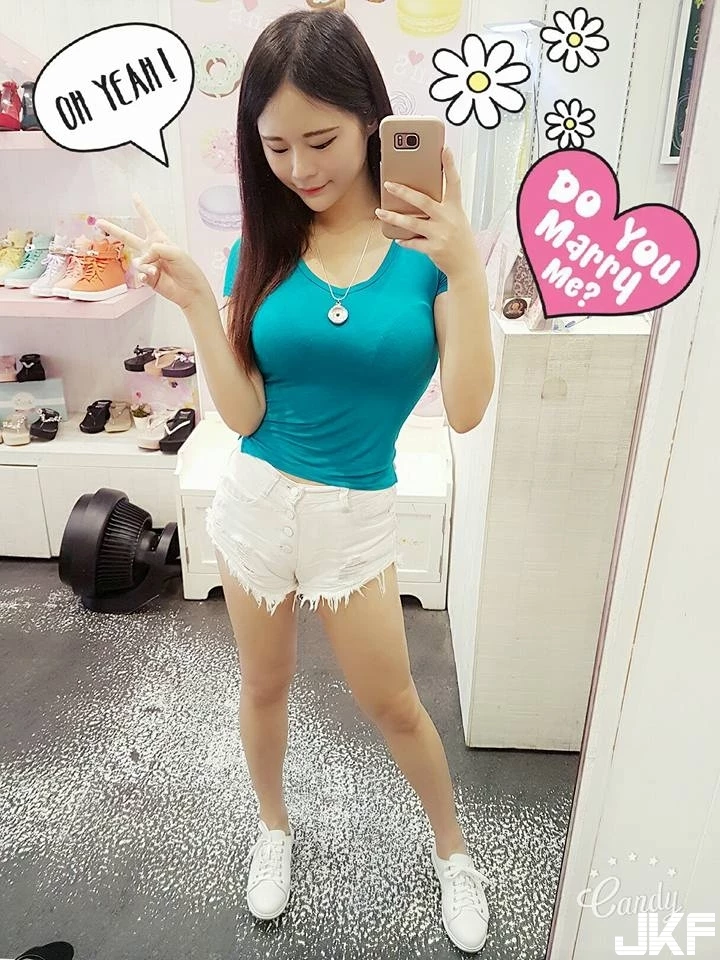 16825158.webp