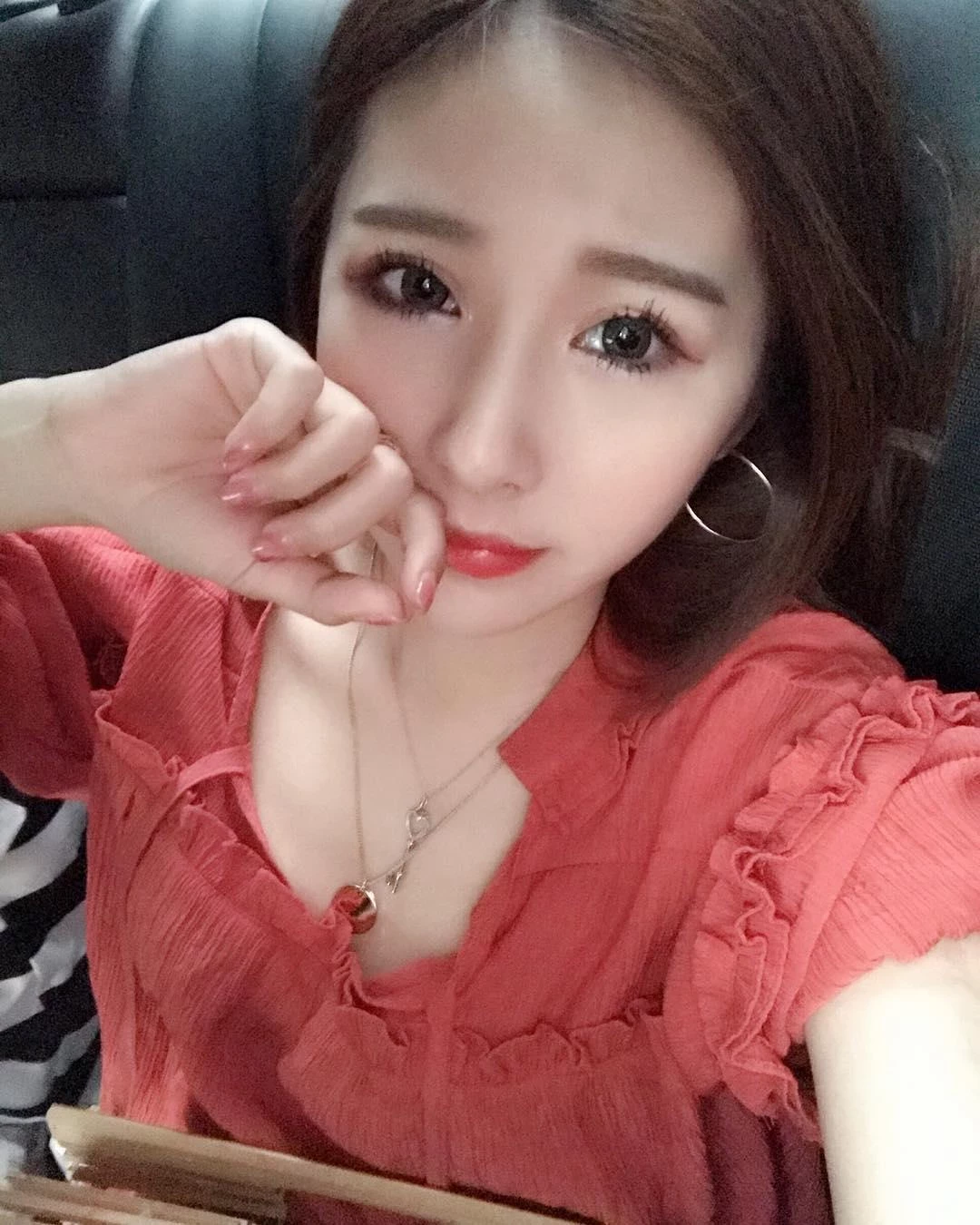 4099105.webp