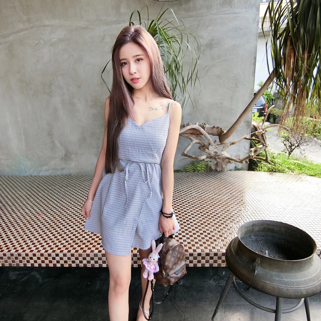 4323434.webp
