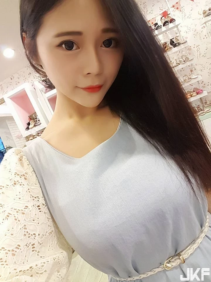 16801469.webp