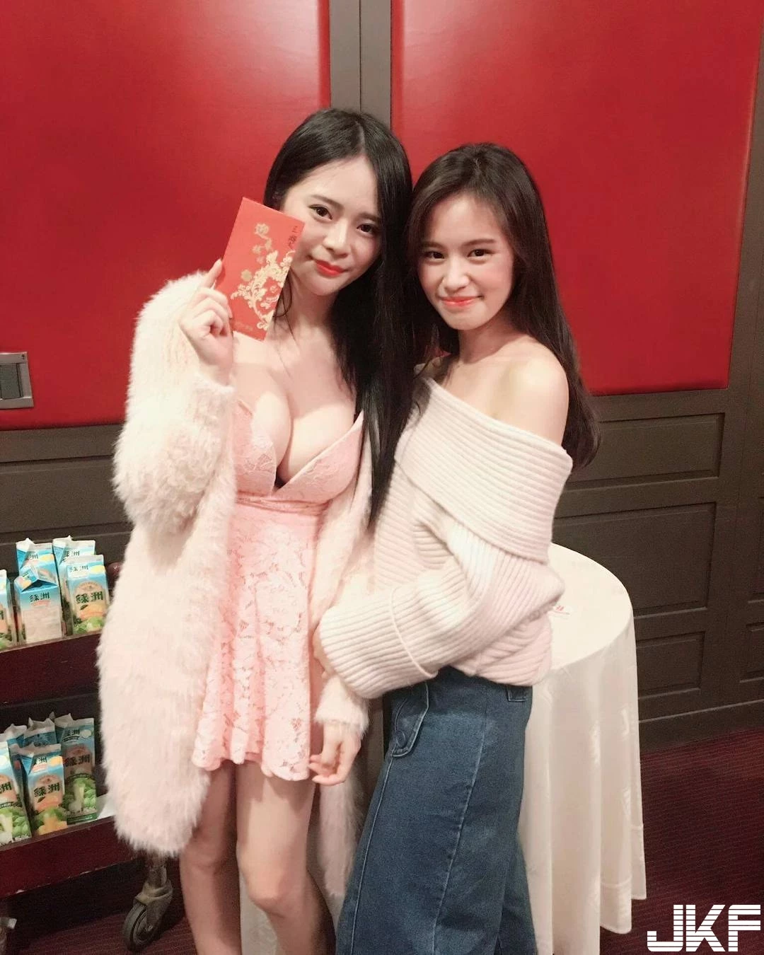 16801494.webp