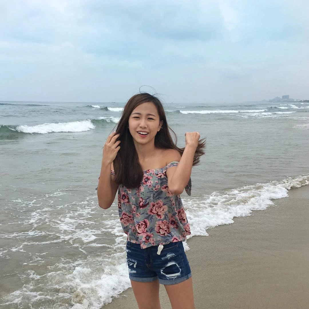 4360631.webp