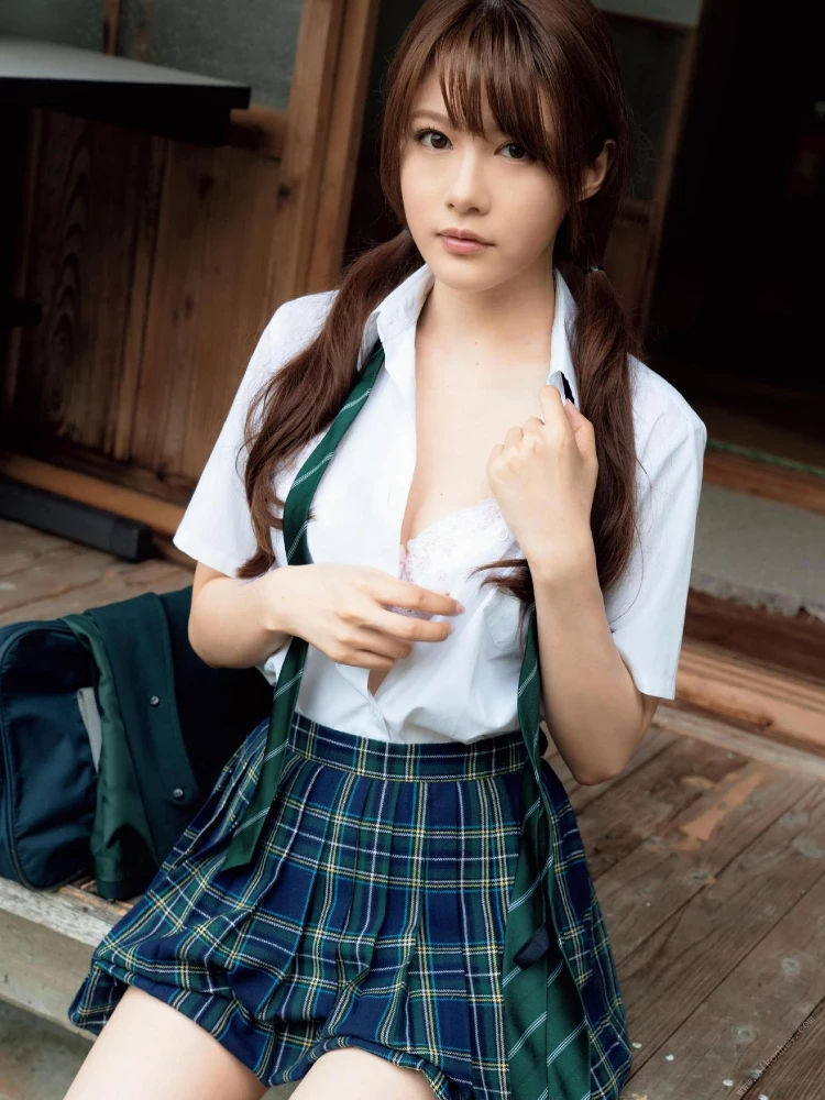 31449851.webp
