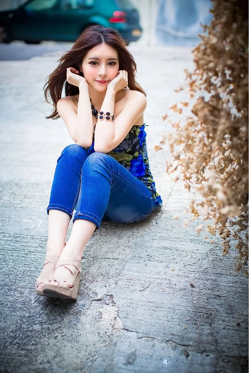 4407241.webp