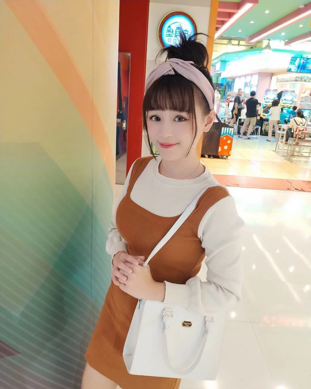 4144163.webp