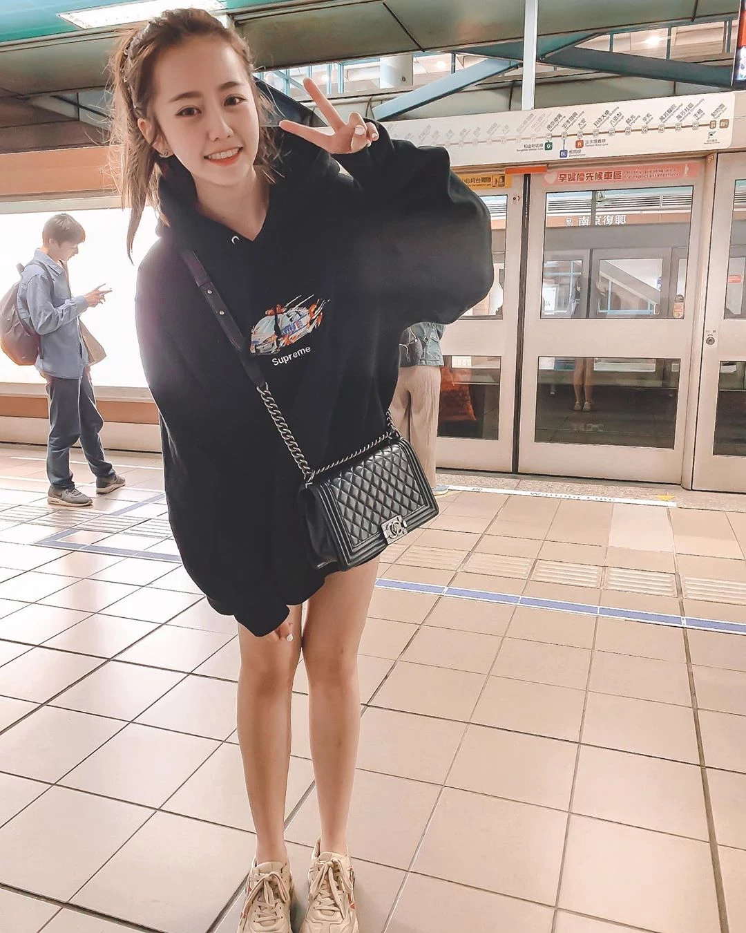 4111860.webp