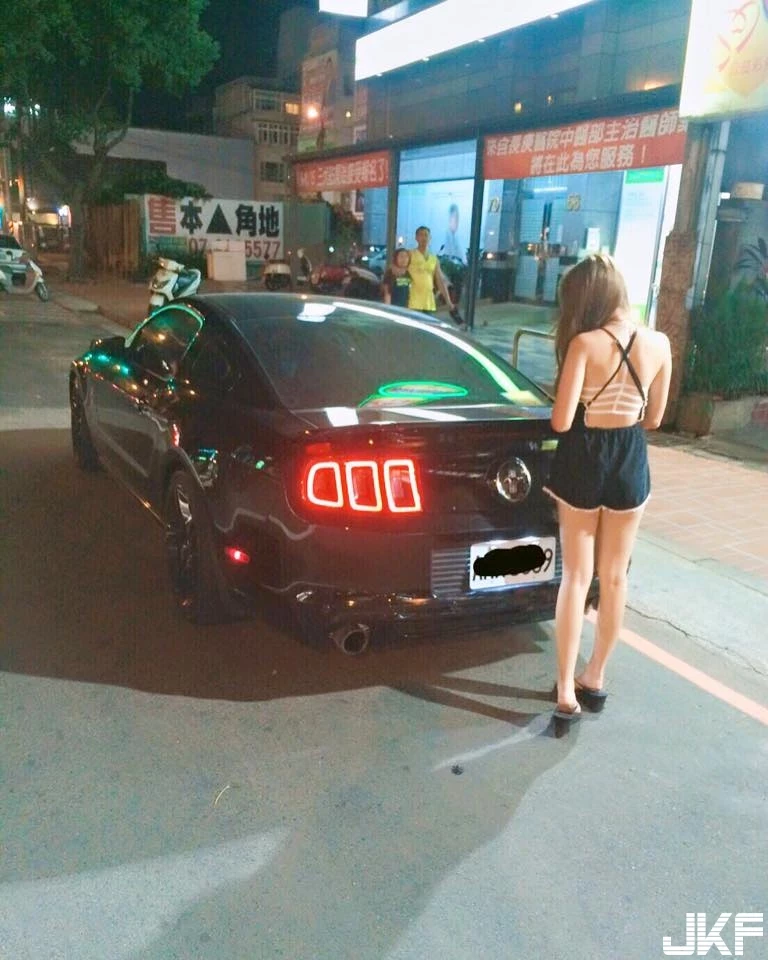 16825407.webp