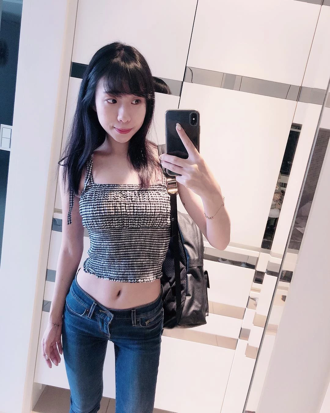 4150290.webp