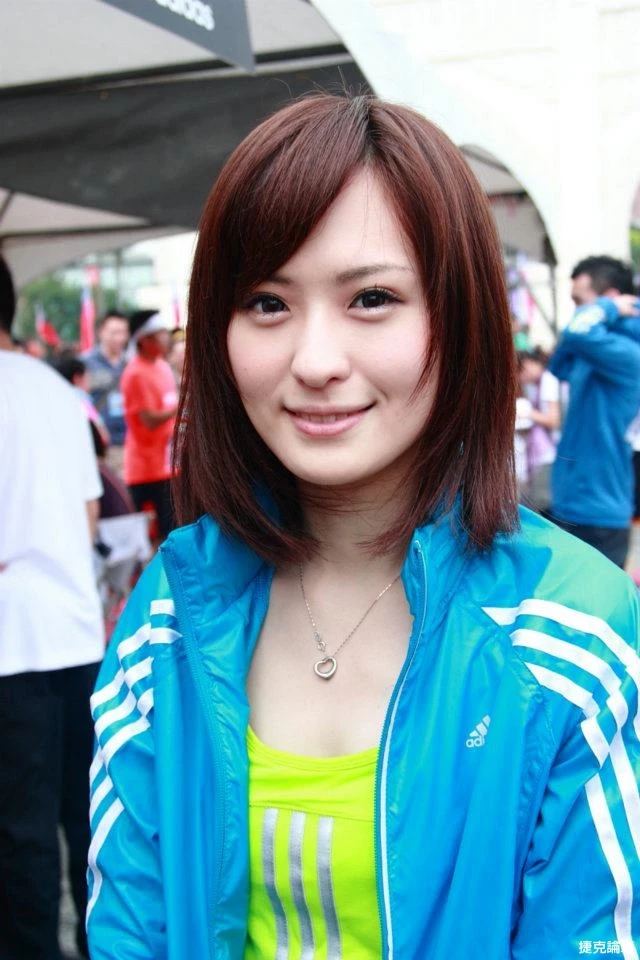 17411567.webp