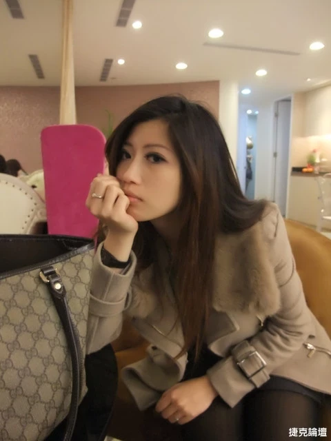 17324381.webp