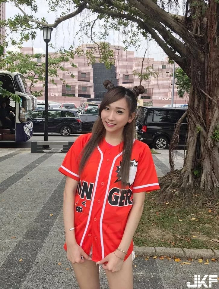 5006597.webp