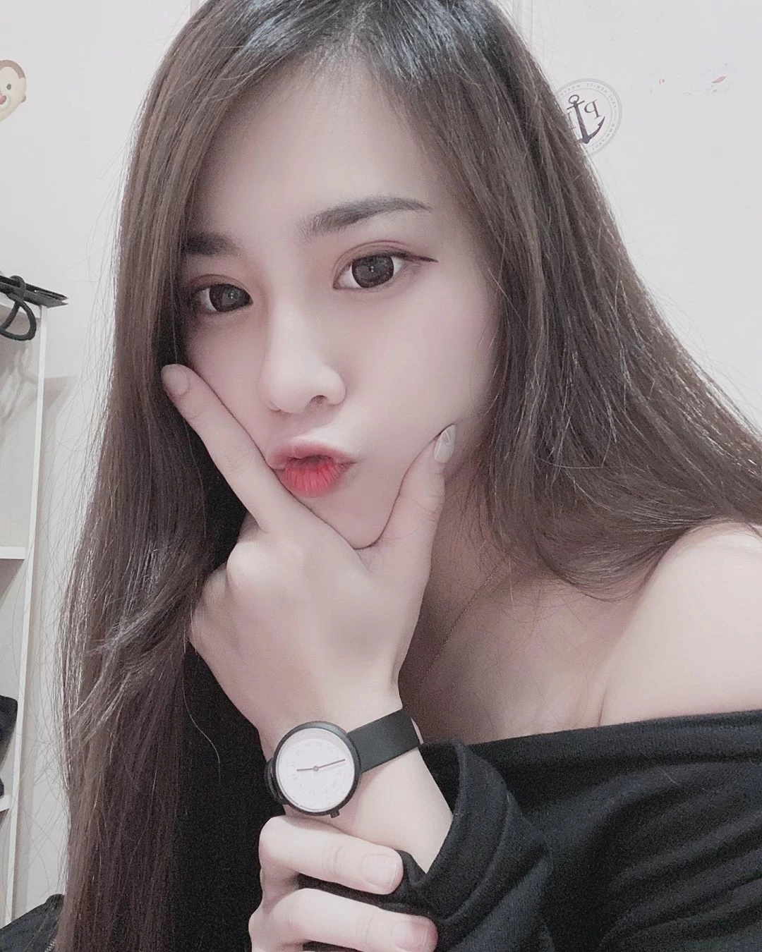 4094806.webp