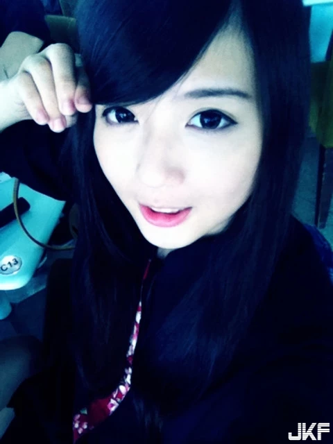 16873198.webp