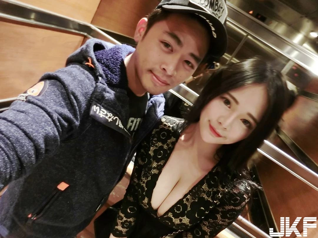 16801479.webp
