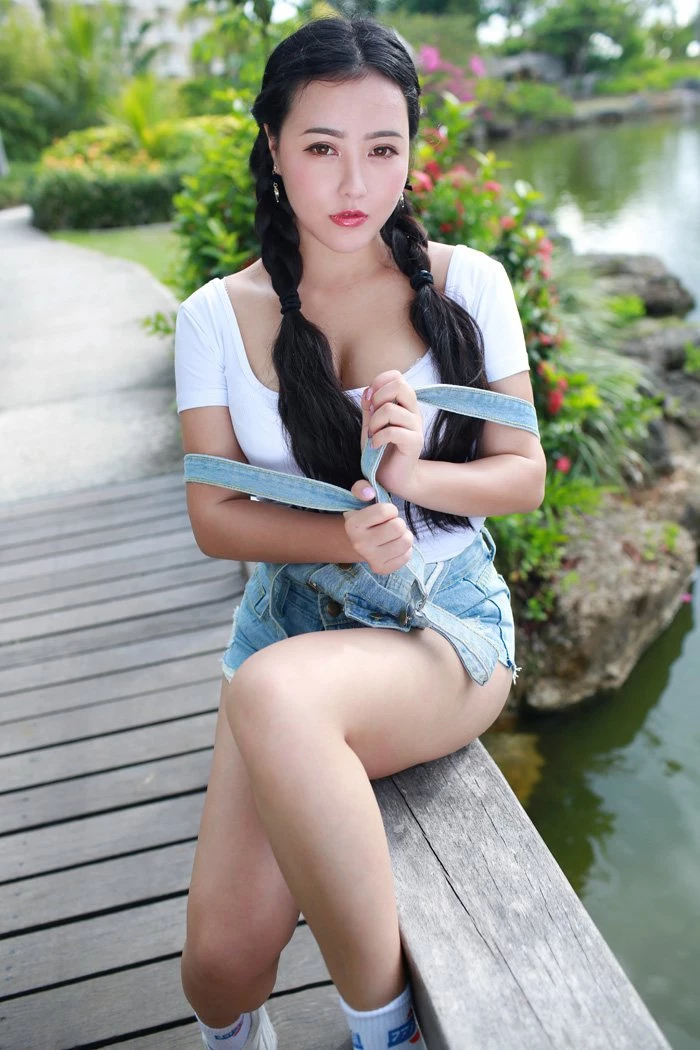 28472992.webp