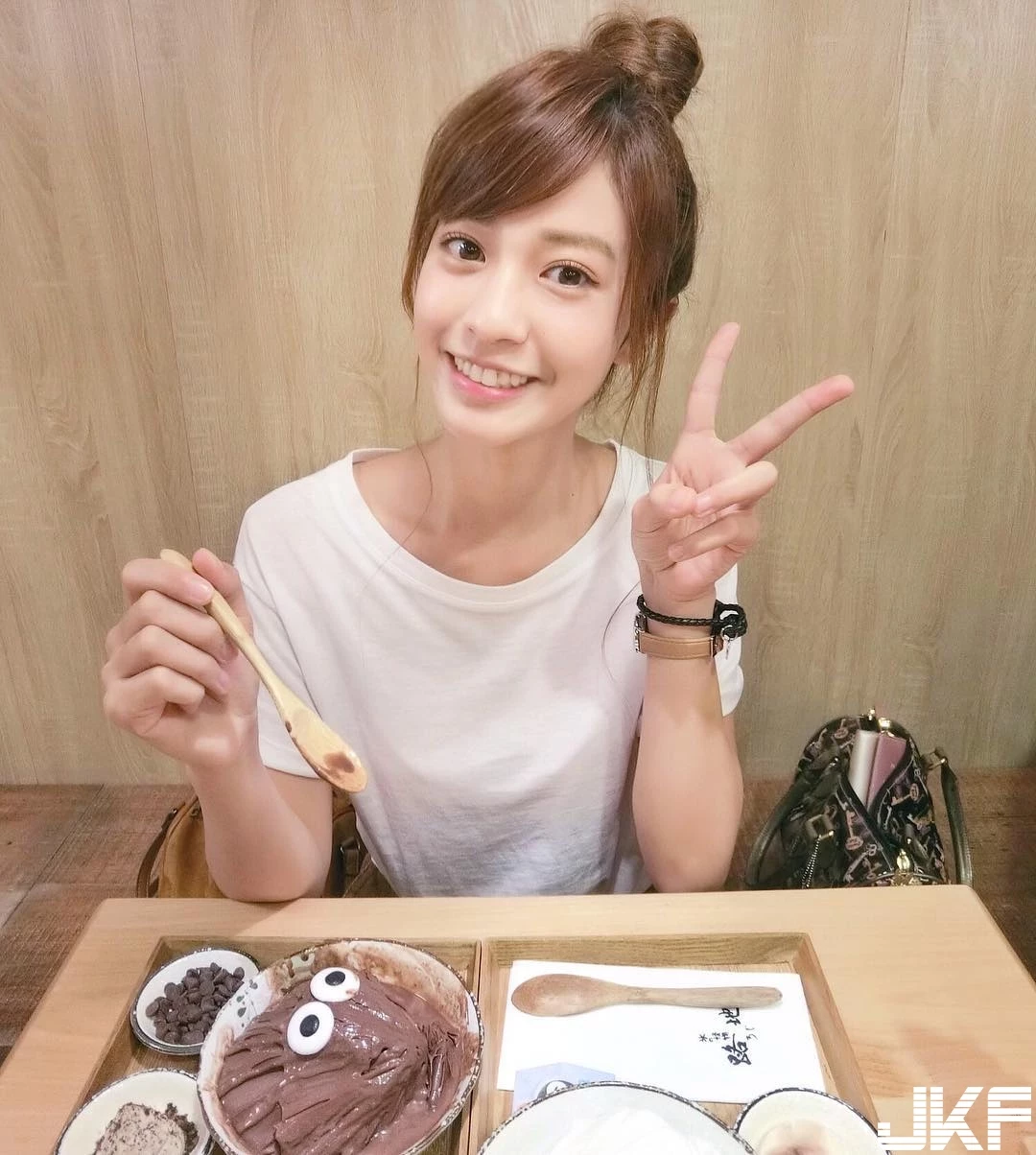 5043056.webp