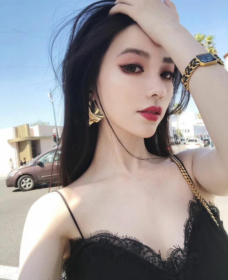 4794070.webp