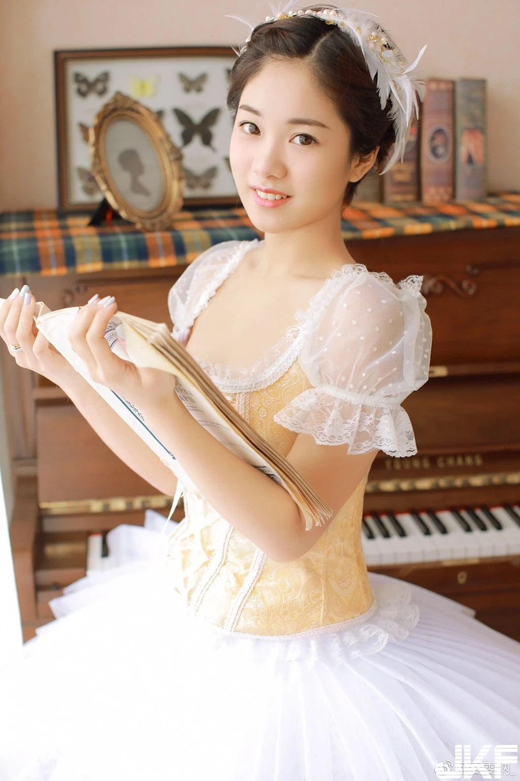 4944597.webp