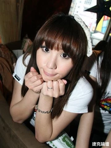 17564239.webp