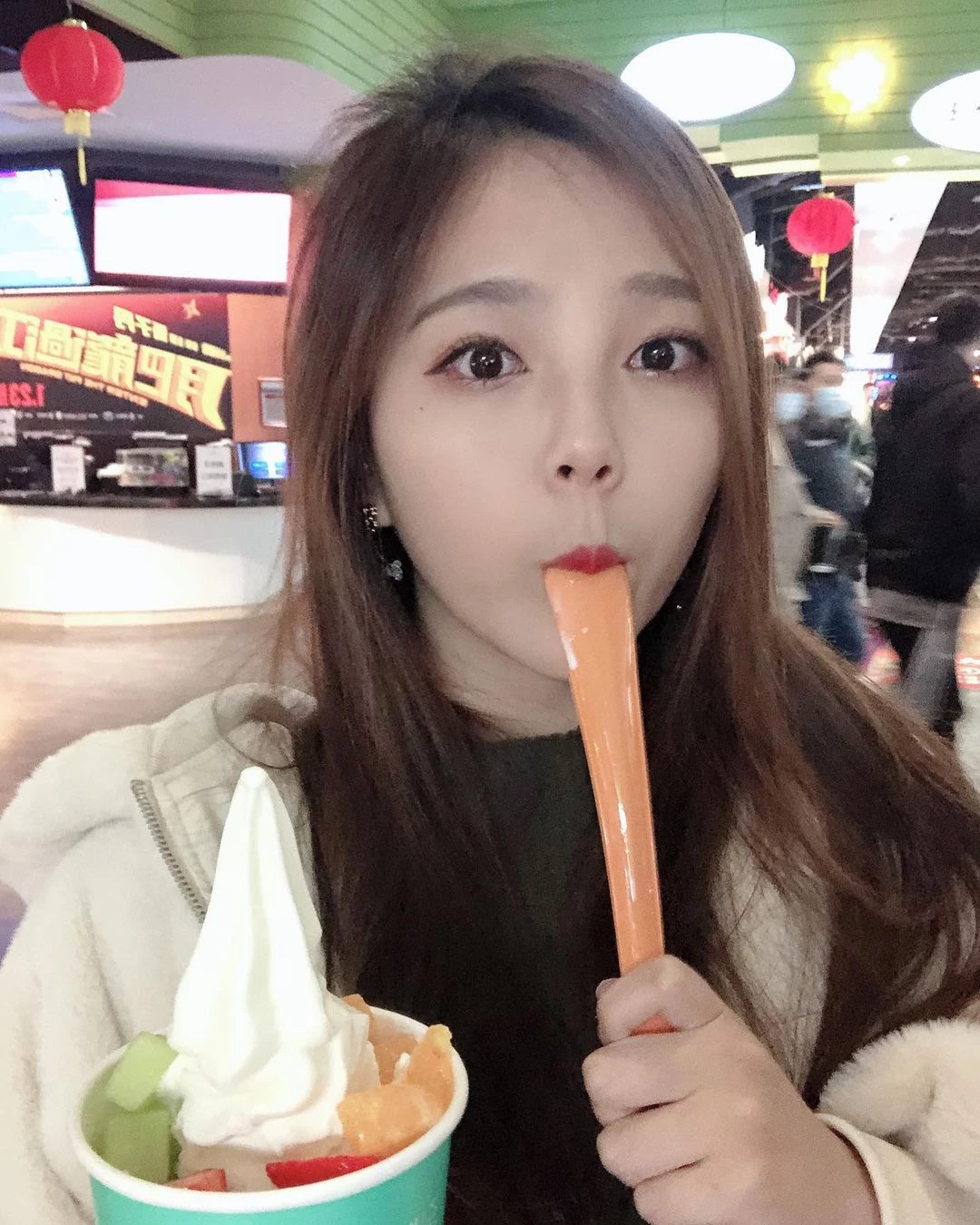 19528309.webp