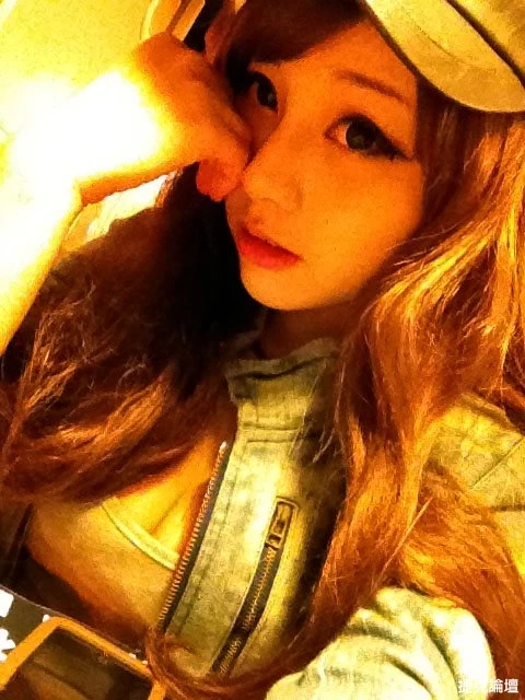 17512559.webp