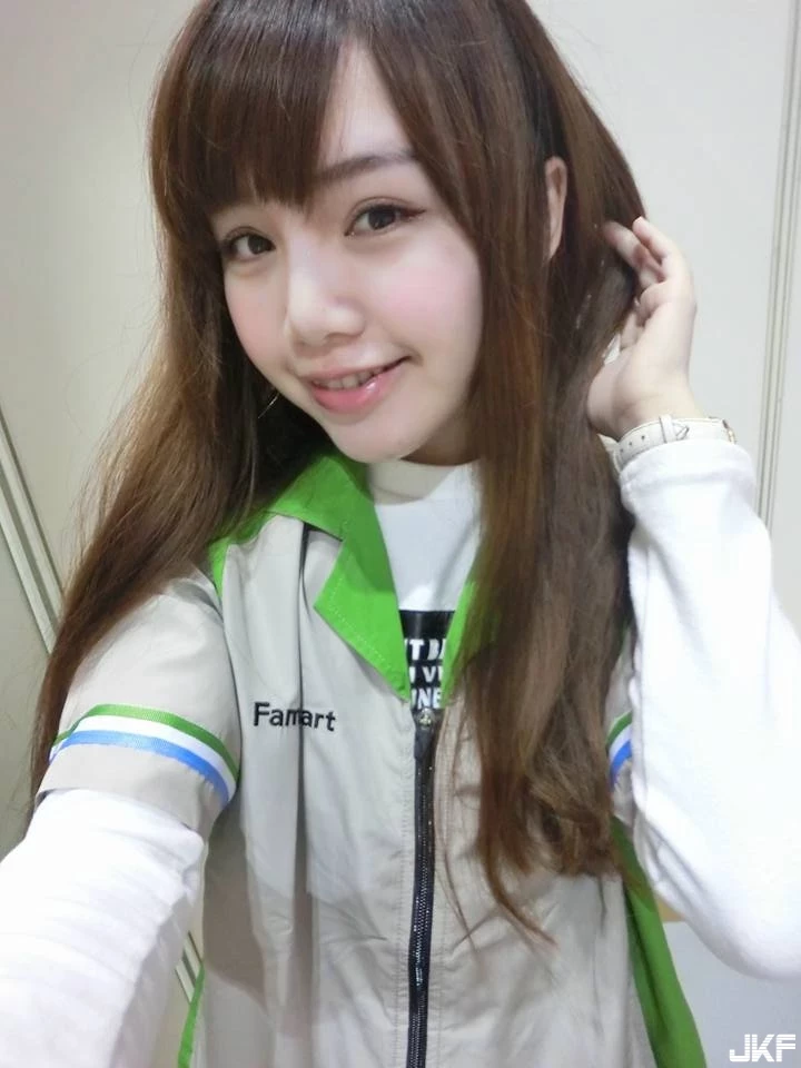 16890853.webp