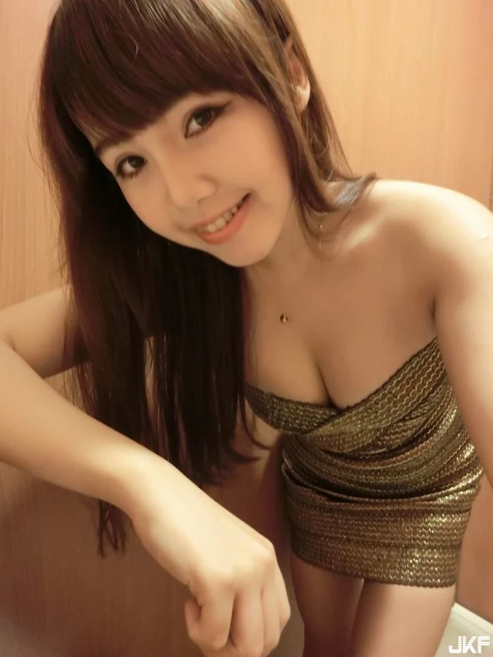 16890857.webp