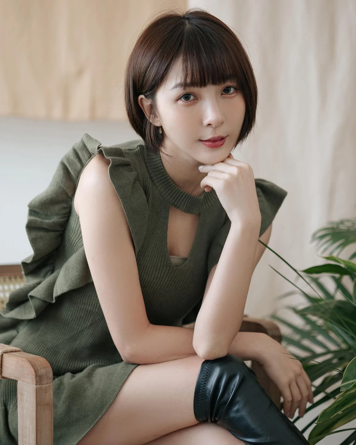 22061836.webp