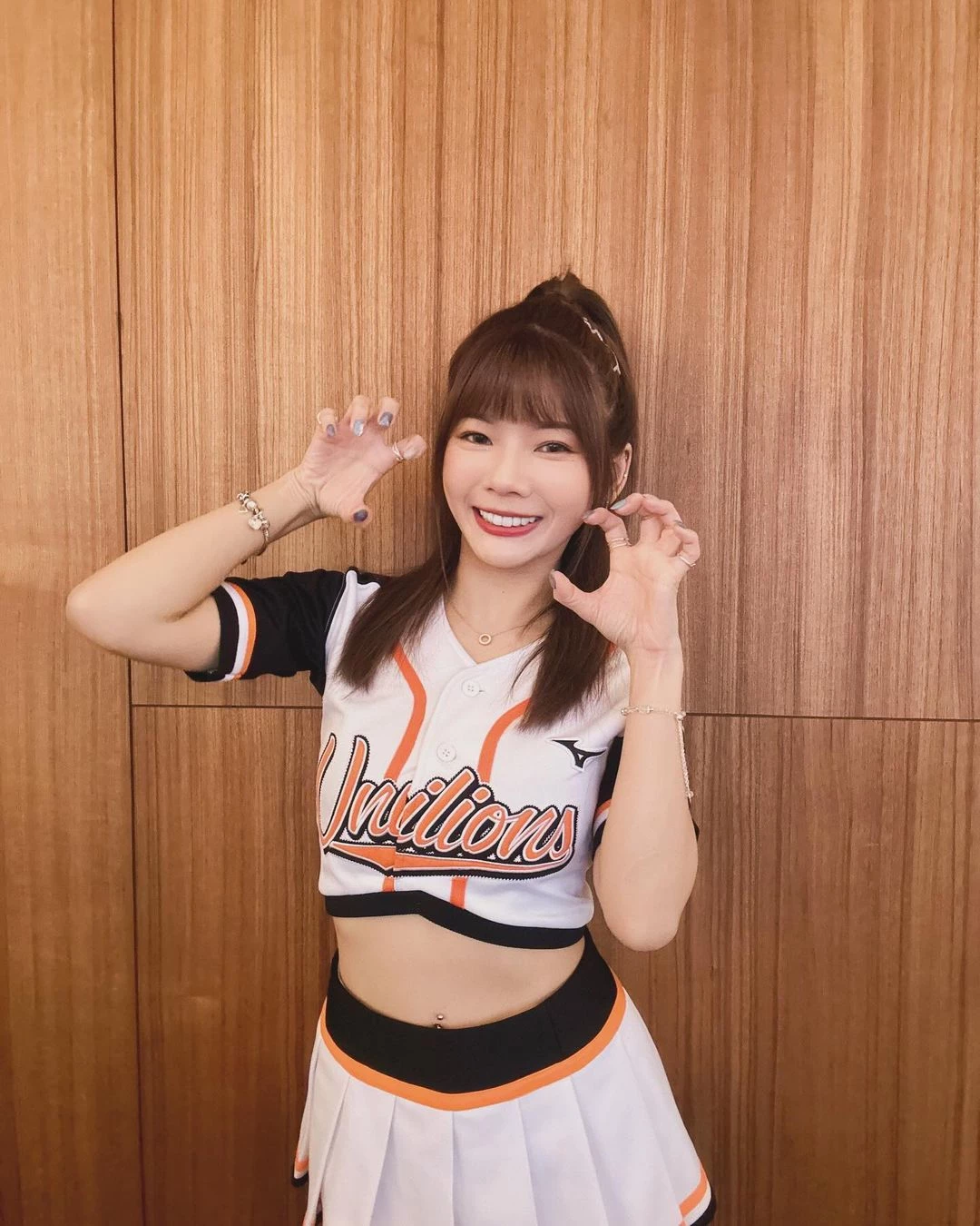 29749079.webp