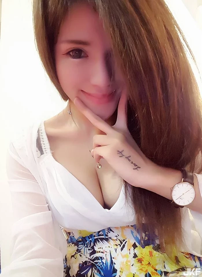 16890882.webp