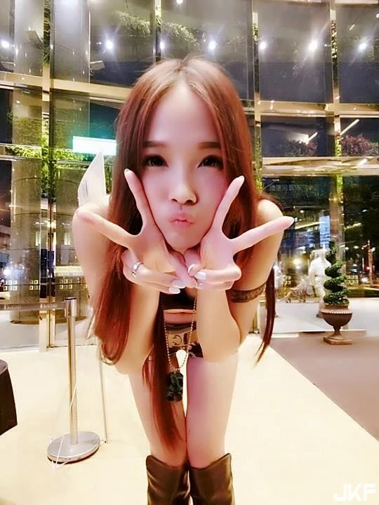 16866471.webp