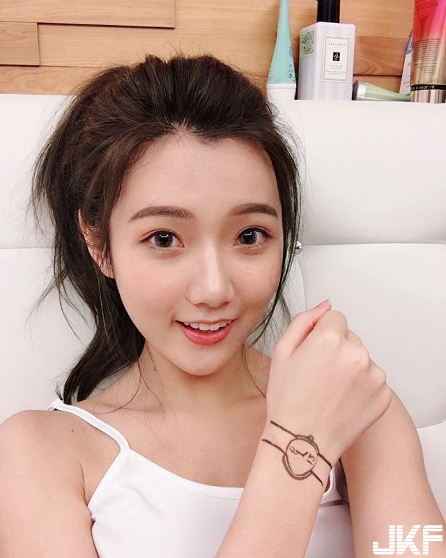 4807892.webp