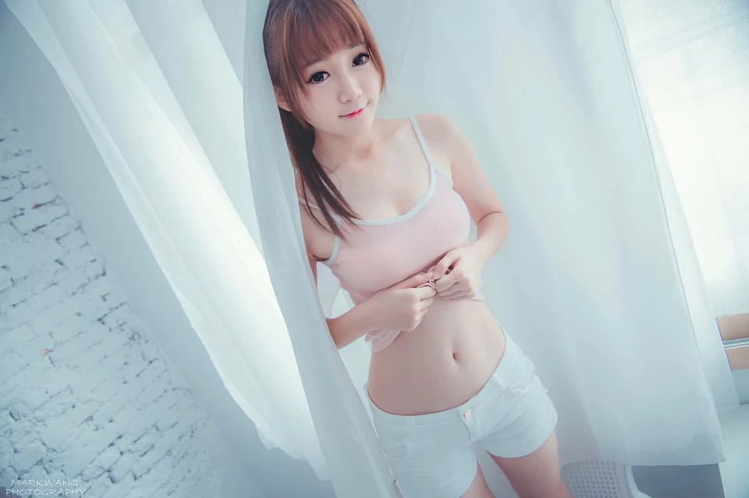 4482183.webp