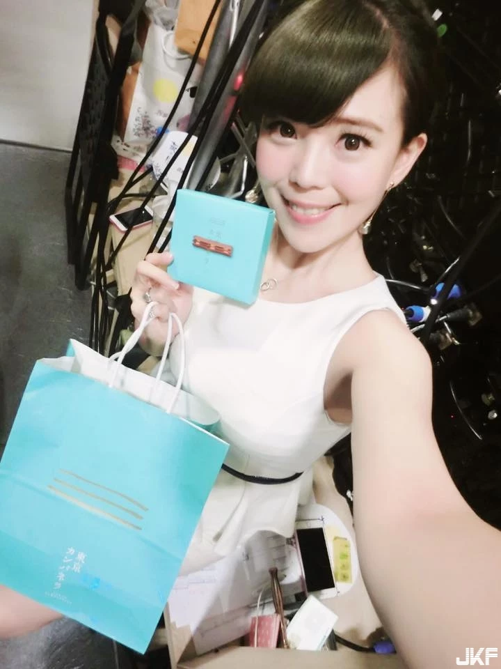 16873263.webp
