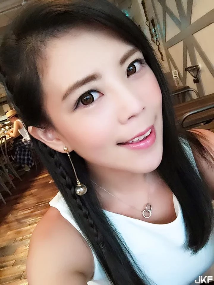 16873266.webp