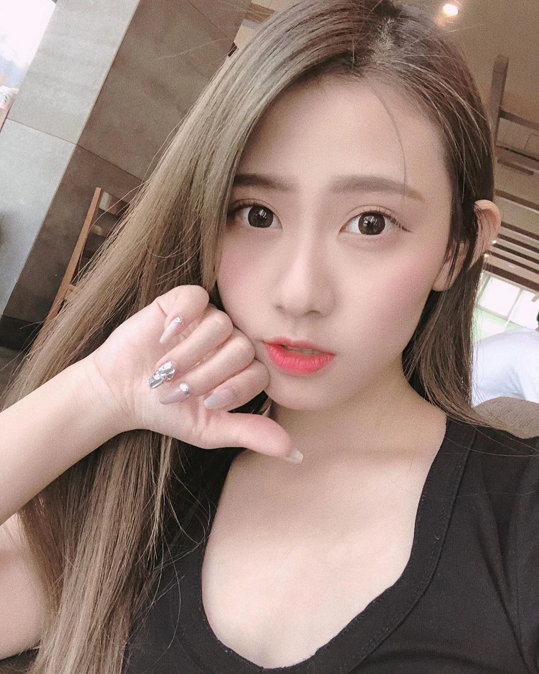 4094329.webp