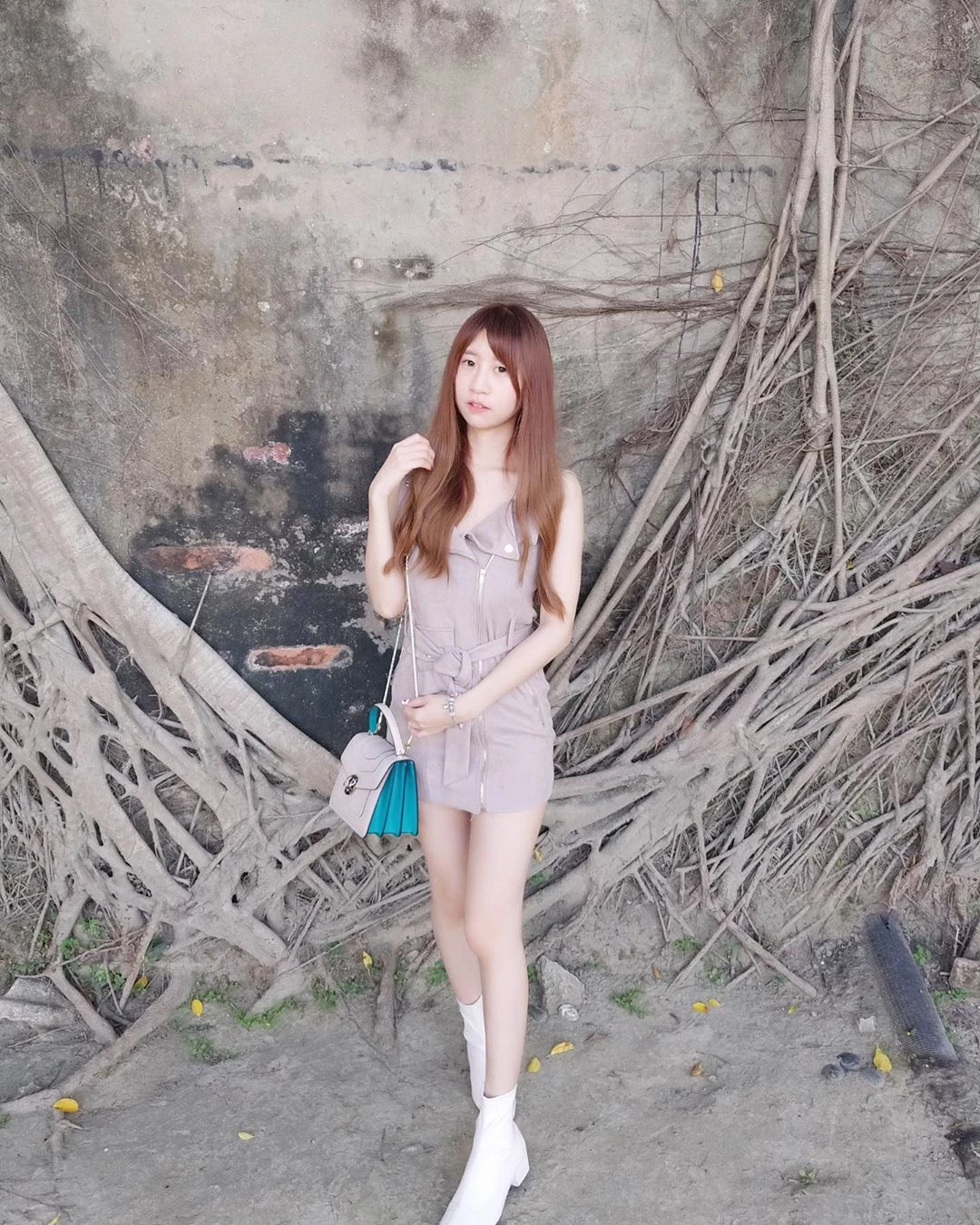 4094071.webp