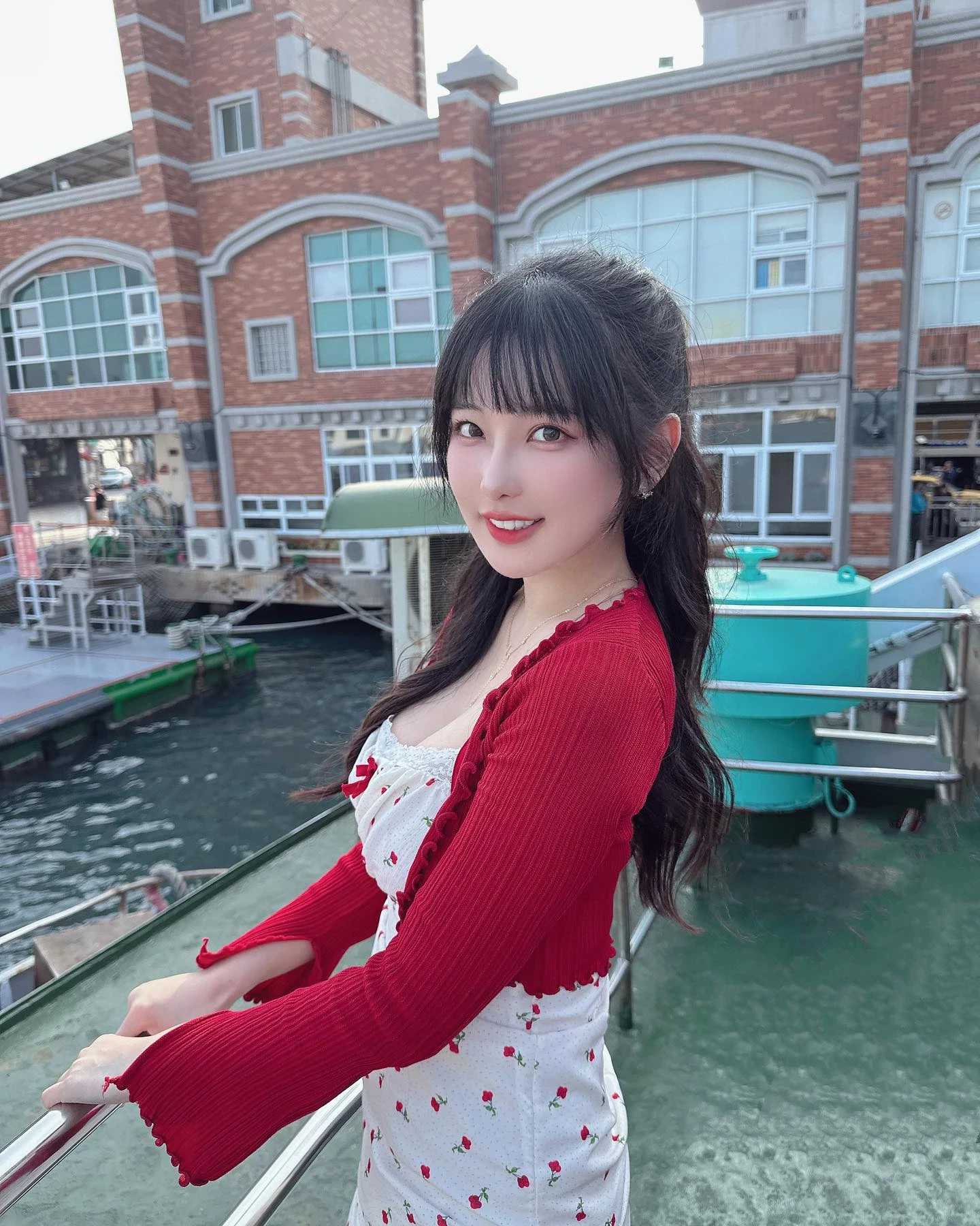 30870431.webp