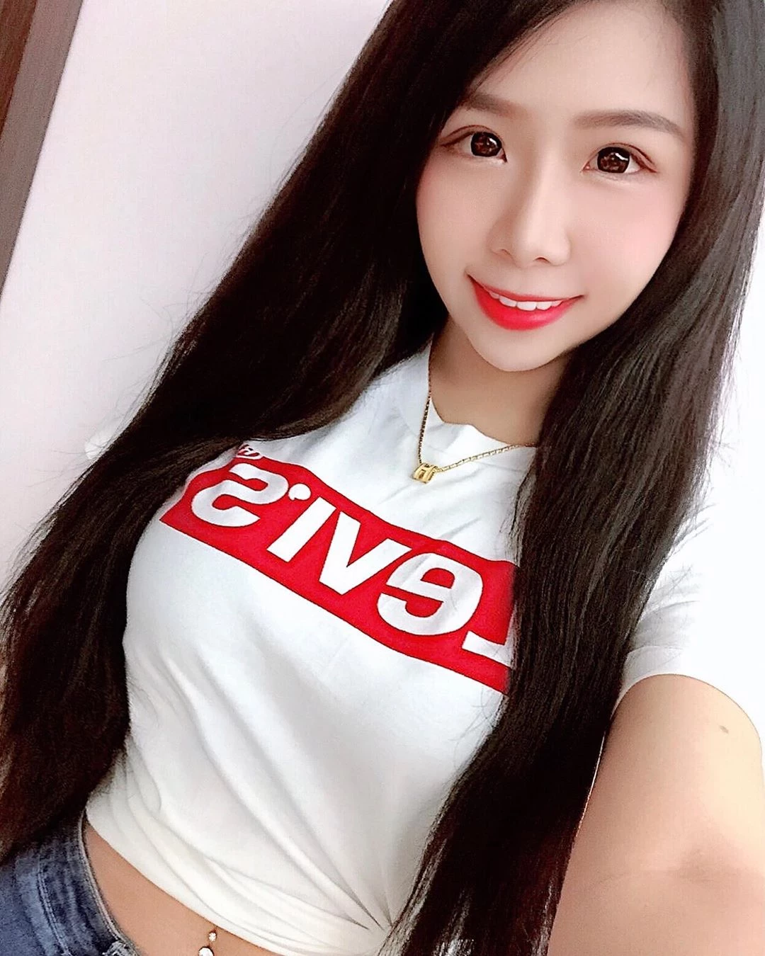 4099518.webp
