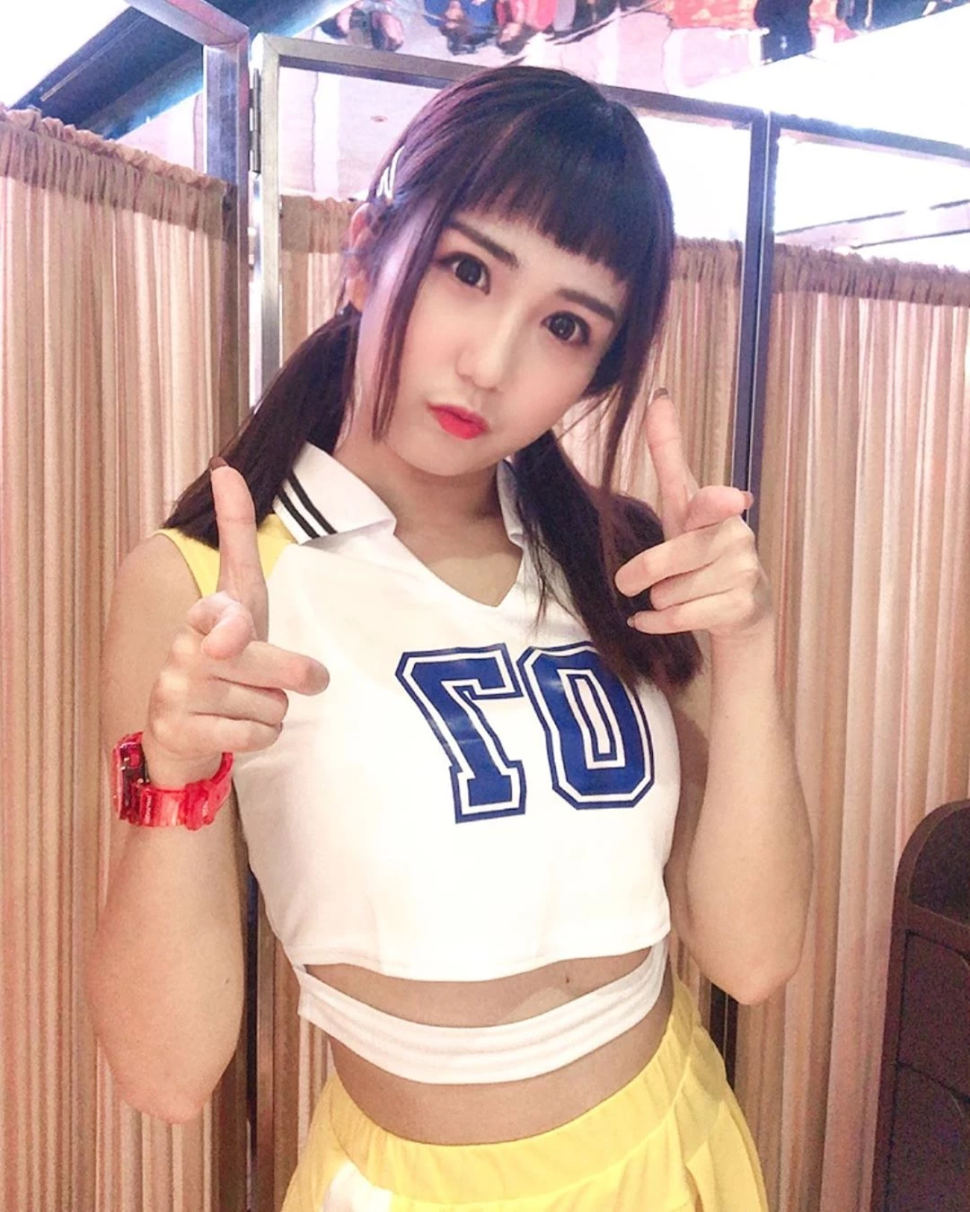 4108030.webp