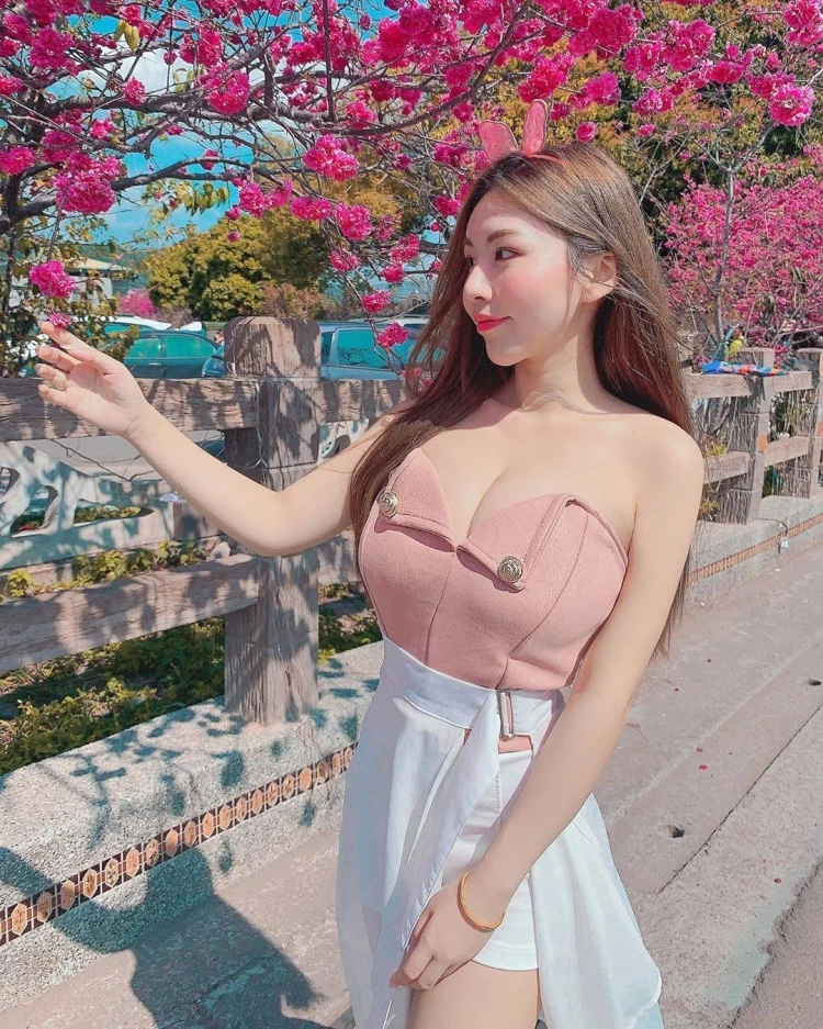 160826iy0qwypj9w0xj0hx.webp